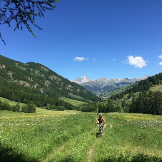 Parc naturel régional du Queyras la baita du loup